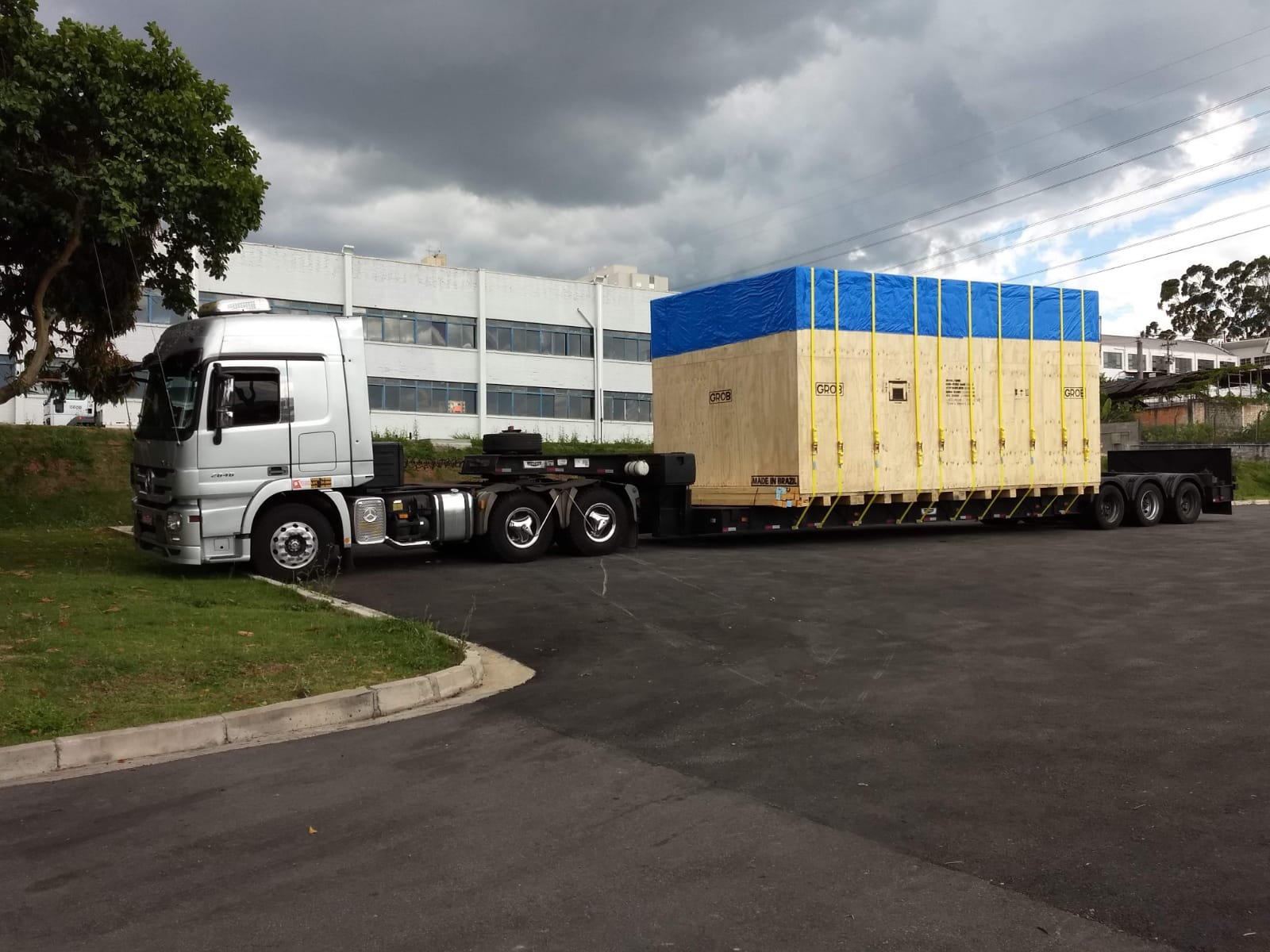 Transporte de carga excedente